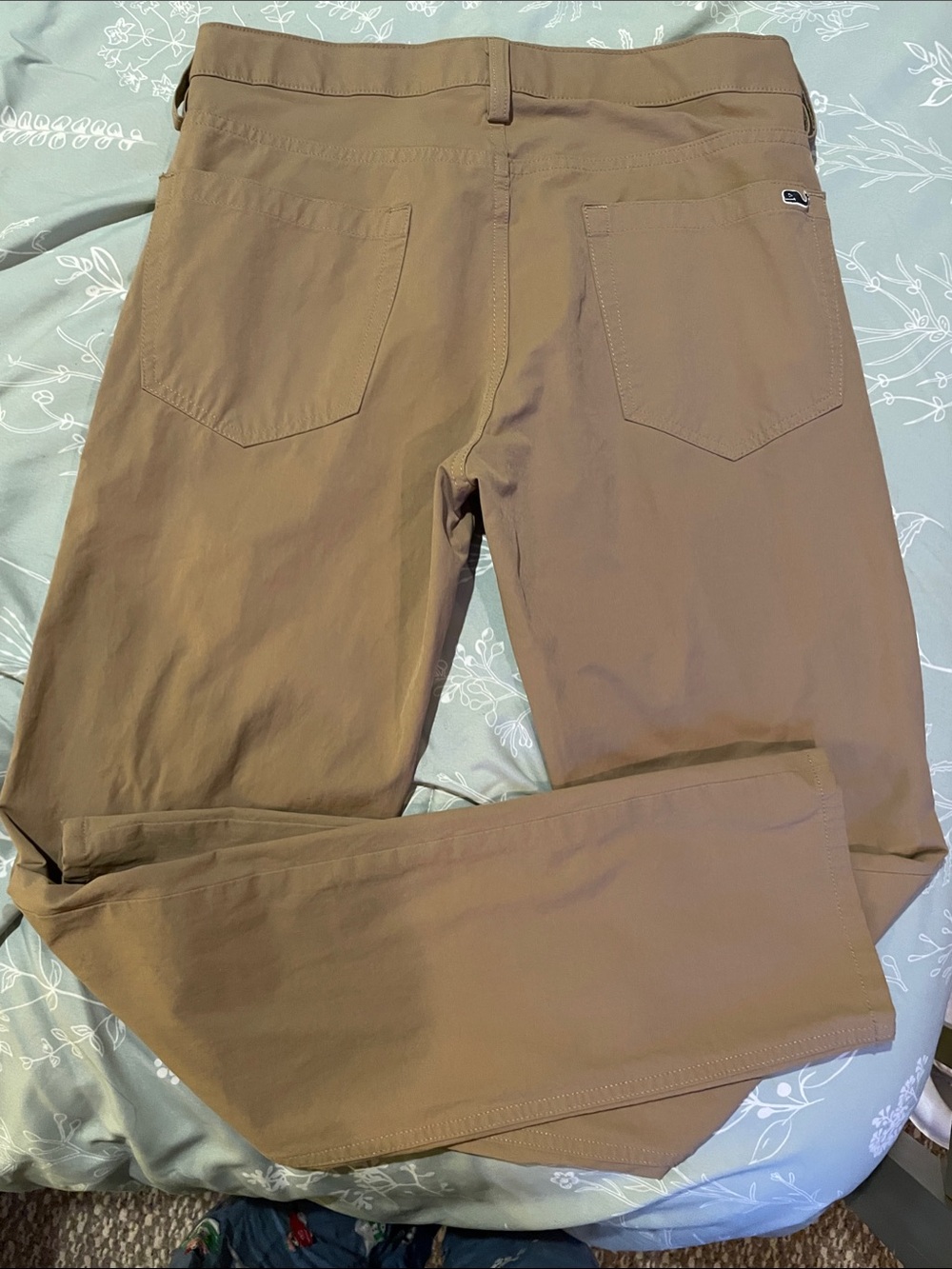 Vineyard Vines Men's Brown/Tan Chino Pants - Picture 3 of 7